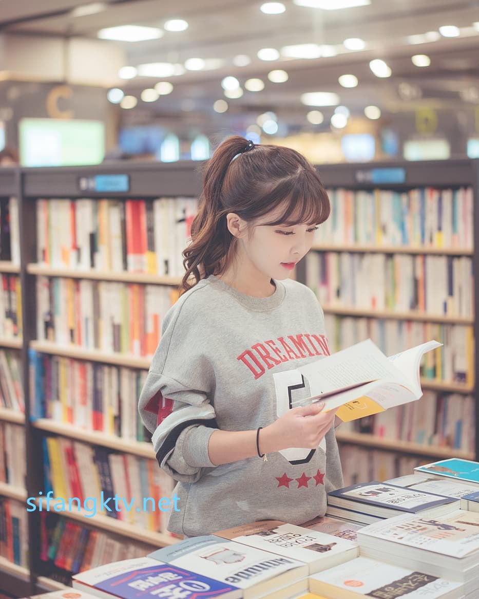校服